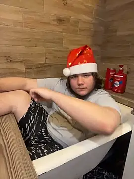 desiredude9 online show from 12.21.25