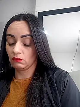 Snapshot of sarita_star chatting on 11.04.25 sarita star online show from 11.04.25