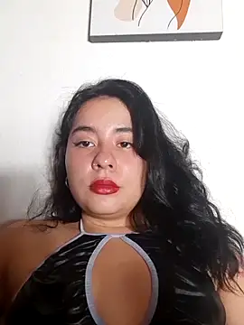 Snapshot of Yuli-27 chatting on 11.02.25 Yuli-27 online show from 11.02.25