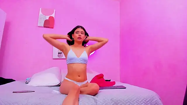 Snapshot of Georgina_Ferri_ chatting on 09.16.25 Georgina Ferri online show from 09.16.25