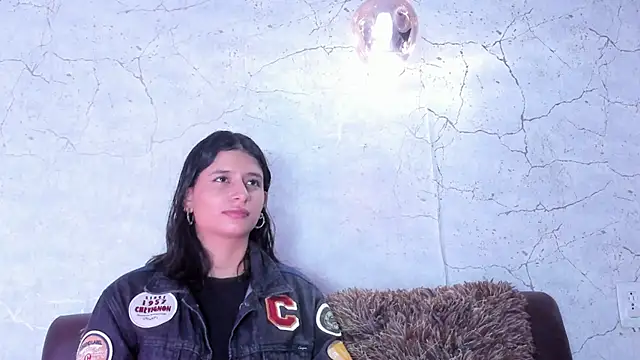 Snapshot of Georgina_Ferri_ chatting on 10.18.25 Georgina Ferri online show from 10.18.25