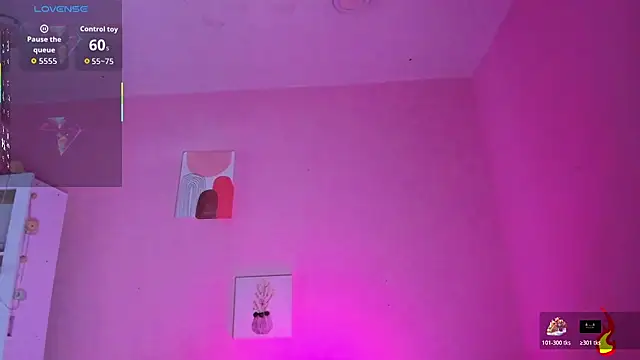 Snapshot of Georgina_Ferri_ chatting on 11.13.25 Georgina Ferri online show from 11.13.25