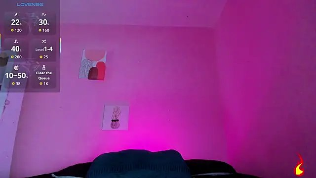 Snapshot of Georgina_Ferri_ chatting on 11.27.25 Georgina Ferri online show from 11.27.25