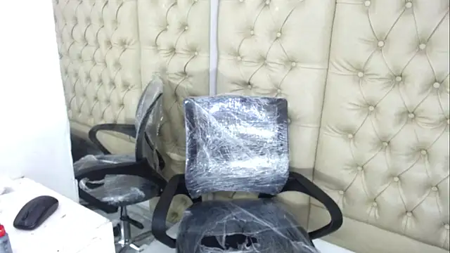 JessicaHott01 online show from 11.11.25