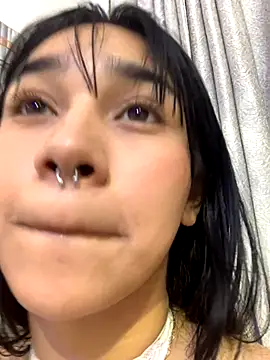 Kylie Patrick online show from 11.22.25