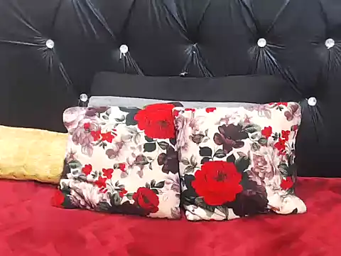 AppleAss02 online show from 10.14.25