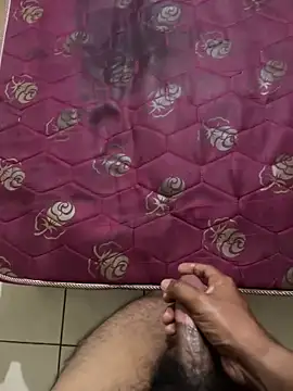 Snapshot of aliahmed98770 chatting on 12.13.25 aliahmed98770 online show from 12.13.25