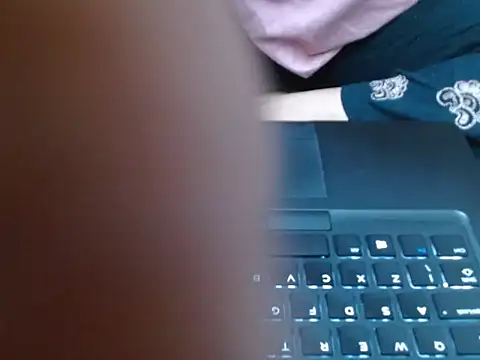 Snapshot of Vaani_Singha chatting on 10.11.25 Vaani Singha online show from 10.11.25