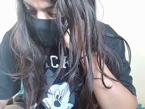 Snapshot of Vaani_Singha chatting on 10.15.25 Vaani Singha online show from 10.15.25