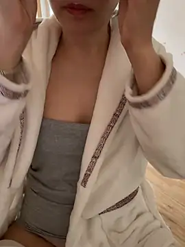 xiiuuff18 online show from 04.25.26