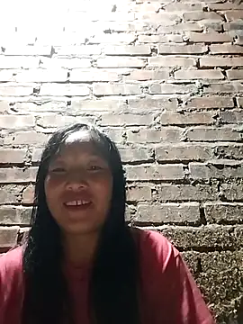 Snapshot of miss-su chatting on 09.18.25 miss-su online show from 09.18.25