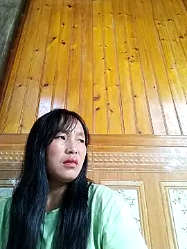 Snapshot of miss-su chatting on 09.20.25 miss-su online show from 09.20.25