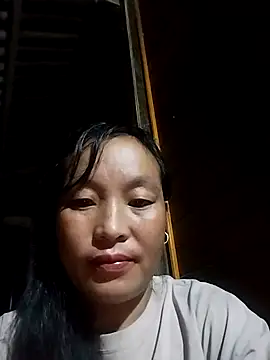 Snapshot of miss-su chatting on 09.30.25 miss-su online show from 09.30.25