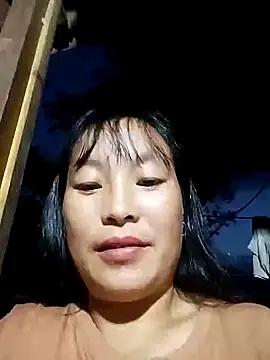 Snapshot of miss-su chatting on 10.13.25 miss-su online show from 10.13.25