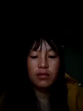 Snapshot of miss-su chatting on 10.13.25 miss-su online show from 10.13.25