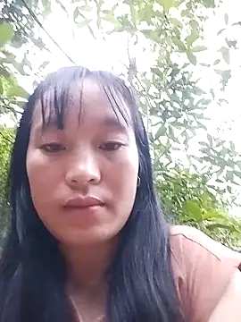 Snapshot of miss-su chatting on 10.14.25 miss-su online show from 10.14.25