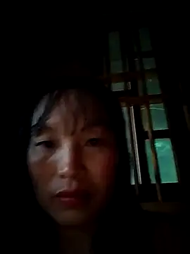 Snapshot of miss-su chatting on 10.20.25 miss-su online show from 10.20.25