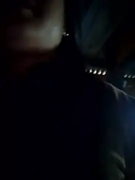 Snapshot of miss-su chatting on 10.29.25 miss-su online show from 10.29.25