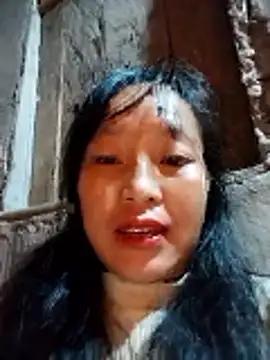 Snapshot of miss-su chatting on 10.29.25 miss-su online show from 10.29.25