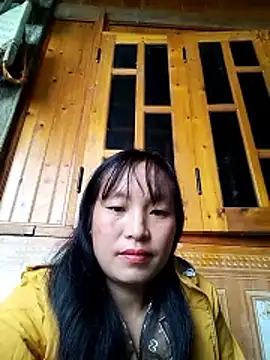 Snapshot of miss-su chatting on 11.03.25 miss-su online show from 11.03.25