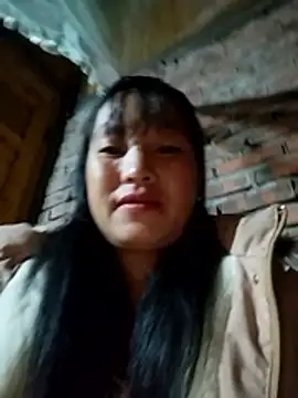 Snapshot of miss-su chatting on 11.03.25 miss-su online show from 11.03.25