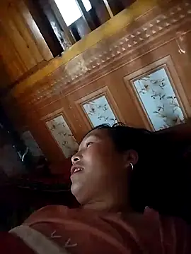 Snapshot of miss-su chatting on 11.07.25 miss-su online show from 11.07.25