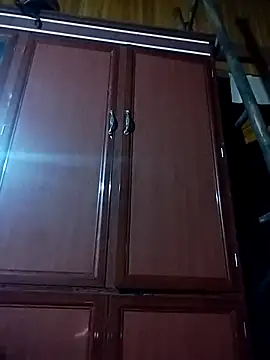 Snapshot of miss-su chatting on 11.16.25 miss-su online show from 11.16.25