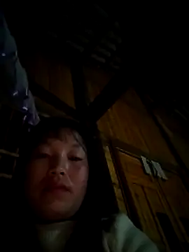 Snapshot of miss-su chatting on 12.13.25 miss-su online show from 12.13.25