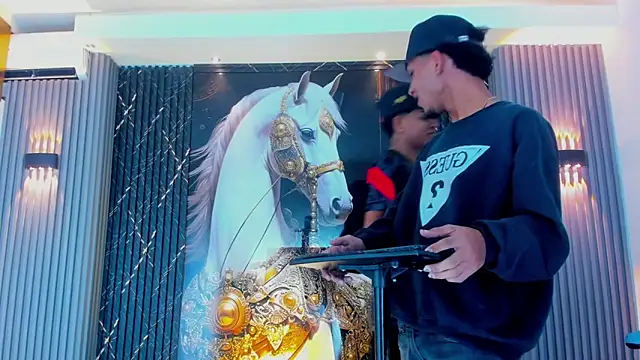 Snapshot of Extreme_boys2 chatting on 11.07.25 Extreme boys2 online show from 11.07.25