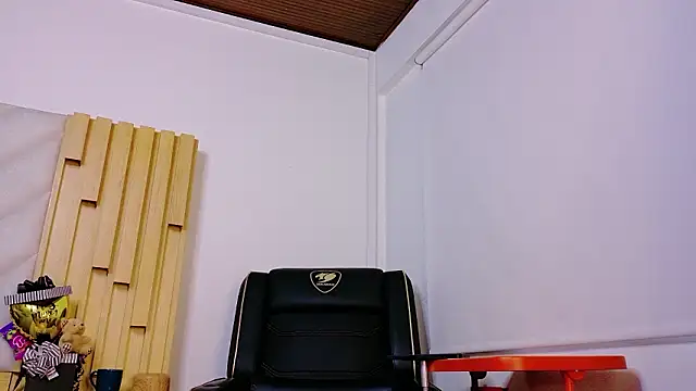 Zafiro Gem  online show from 03.16.26