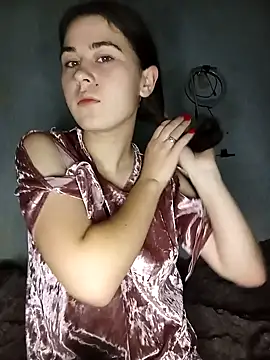 ToryTayler online show from 10.04.25