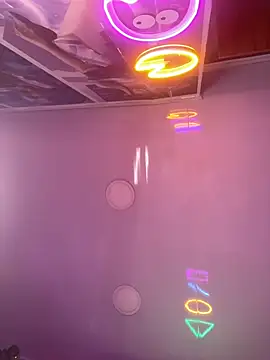 CandyKane06  online show from 11.11.25