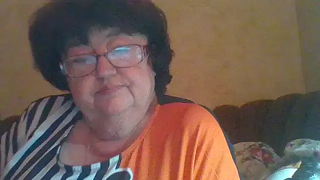Snapshot of MilaSky5303 chatting on 09.26.25 MilaSky5303 online show from 09.26.25