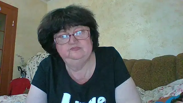 MilaSky5303 online show from 11.16.25