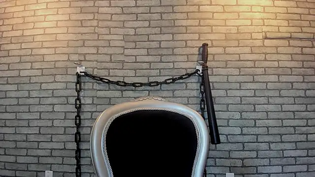 Snapshot of Briana_24 chatting on 12.05.25 Briana 24 online show from 12.05.25