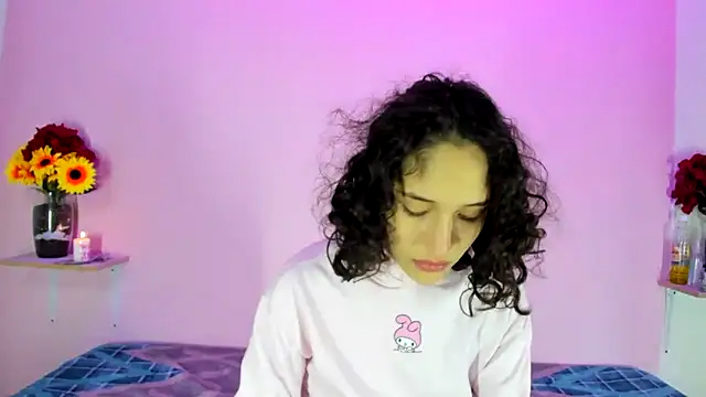 TeensNews18 online show from 09.18.25