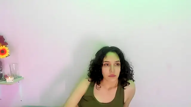 TeensNews18 online show from 09.28.25