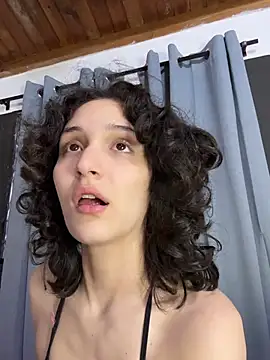 TeensNews18 online show from 04.25.26