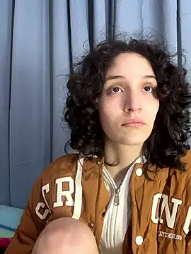 TeensNews18 online show from 04.26.26