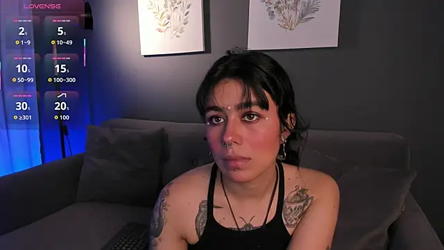 flower smith  online show from 11.06.25