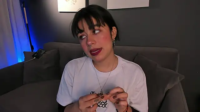 flower smith  online show from 11.17.25