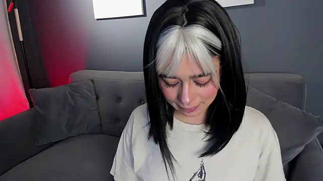 flower smith  online show from 02.18.26