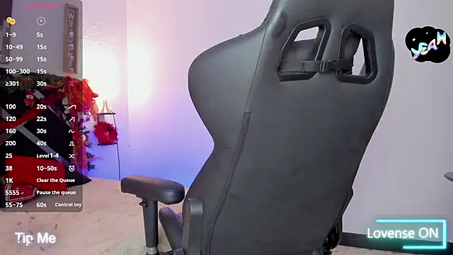 Snapshot of Adan_Oriol chatting on 12.17.25 Adan Oriol online show from 12.17.25