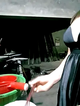 Snapshot of Maymay0033 chatting on 09.15.25 Maymay0033 online show from 09.15.25