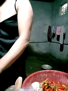 Snapshot of Maymay0033 chatting on 10.27.25 Maymay0033 online show from 10.27.25