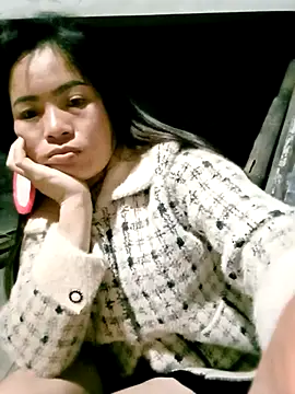 Snapshot of Maymay0033 chatting on 11.15.25 Maymay0033 online show from 11.15.25