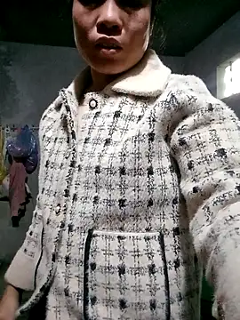 Snapshot of Maymay0033 chatting on 11.24.25 Maymay0033 online show from 11.24.25