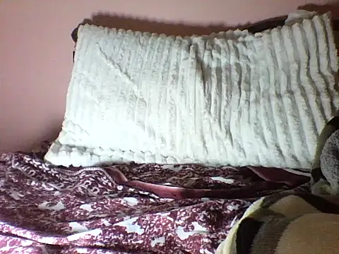 Snapshot of Moongodessy chatting on 09.27.25 Moongodessy online show from 09.27.25