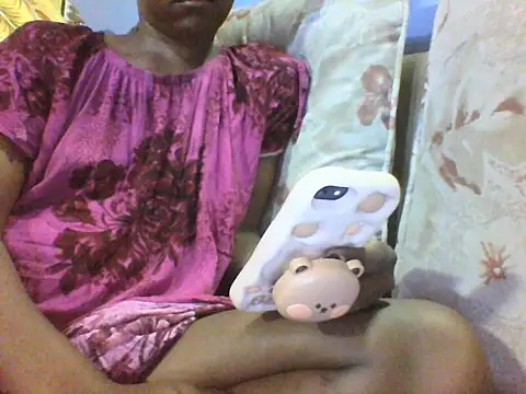 Snapshot of Moongodessy chatting on 02.25.26 Moongodessy online show from 02.25.26