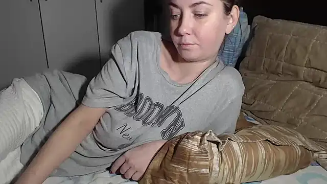 Snapshot of petite_danielle chatting on 01.13.26 petite danielle online show from 01.13.26